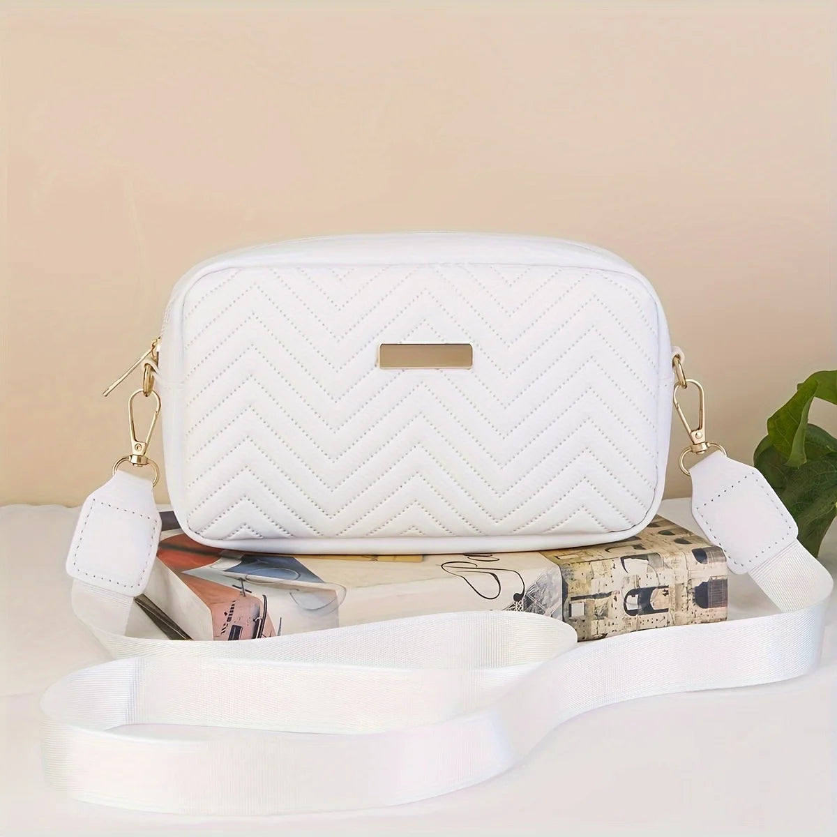 Mini Quilted Crossbody Bag for Women – Trendy PU Leather Phone Wallet & Shoulder Bag