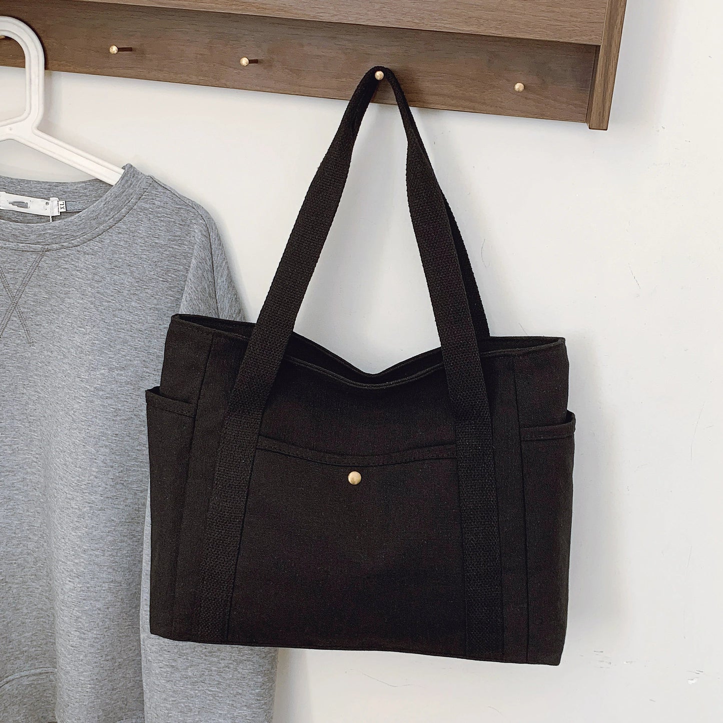 Large Canvas Tote Bag – Spacious & Stylish Carryall for Work, School & Shopping