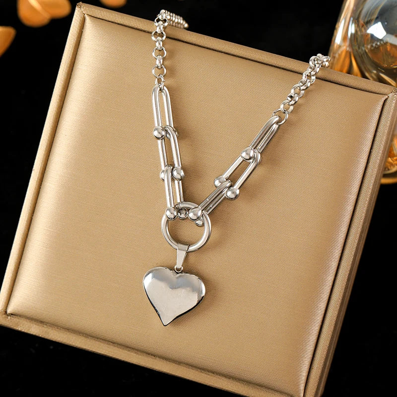 EILIECK 316L Stainless Steel Heart Pendant Necklace - 18K Gold Plated Waterproof Love Jewelry